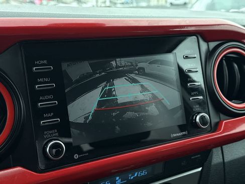 Used 2022 Toyota Tacoma SR image 19