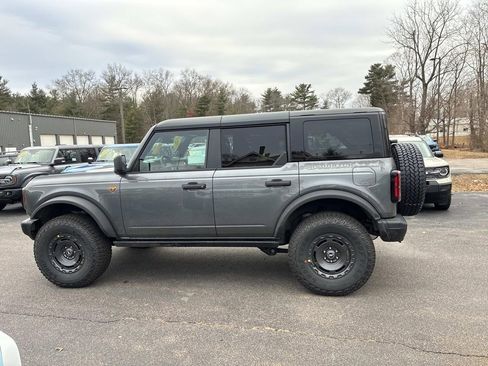 New 2025 Ford Bronco Badlands w/ Sasquatch Package image 2
