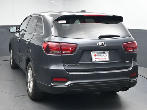 Used 2020 Kia Sorento LX image 7