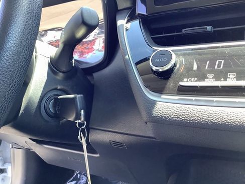 Used 2023 Toyota Corolla LE image 16