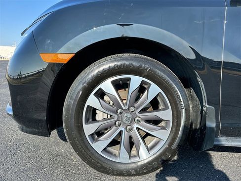 Used 2022 Honda Odyssey EX-L image 10