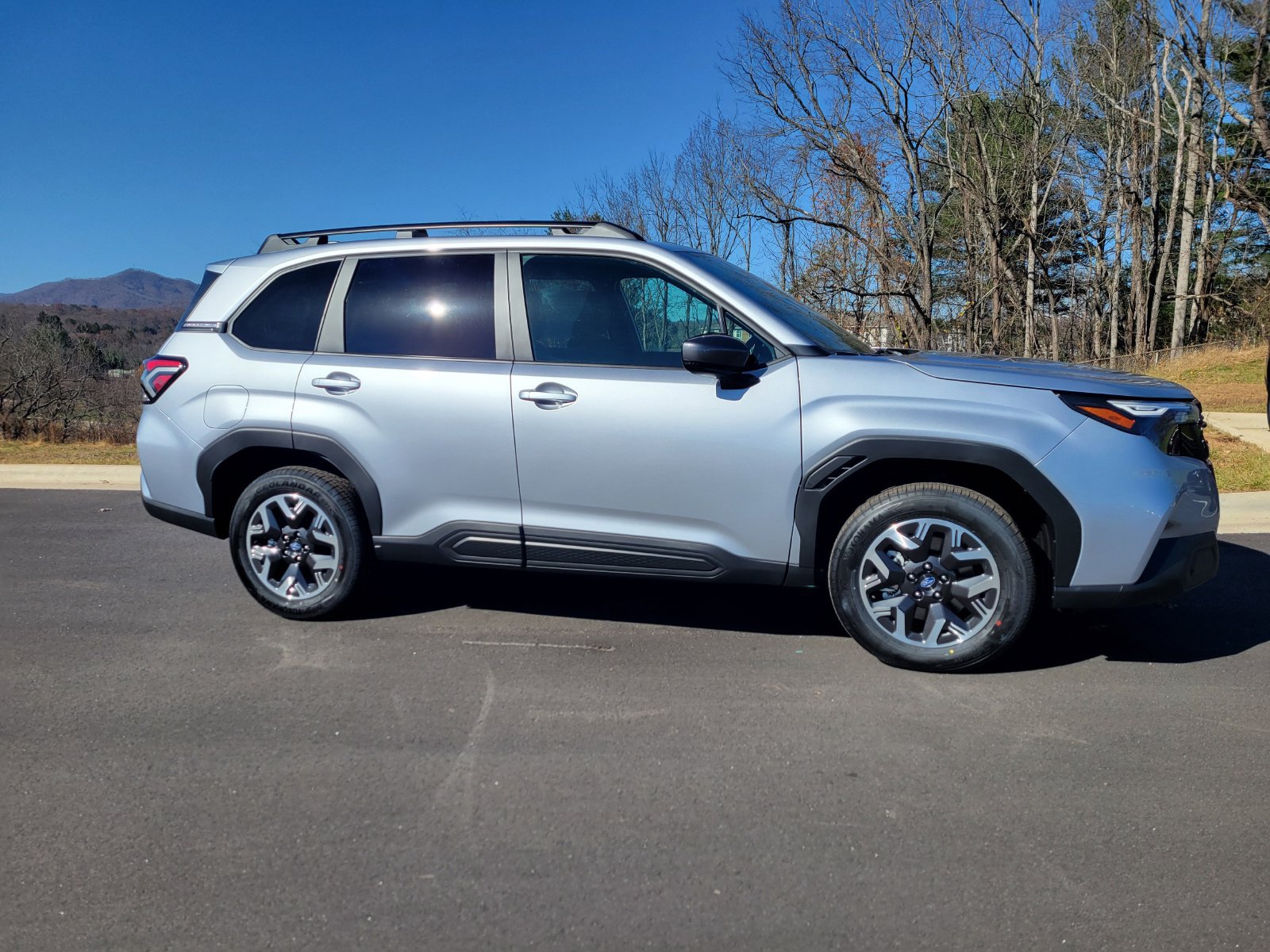 New 2026 Subaru Forester Premium AWD/4WD image 7