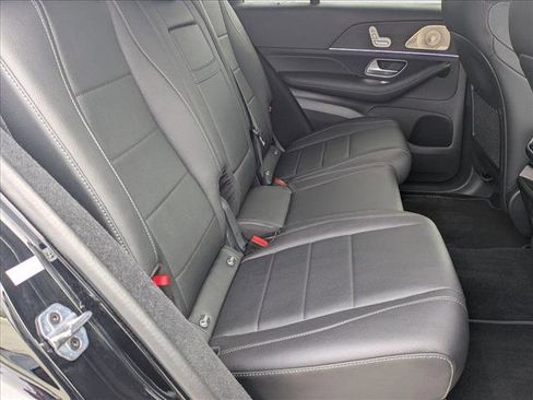 Used 2025 Mercedes-Benz GLE 350 4MATIC image 19