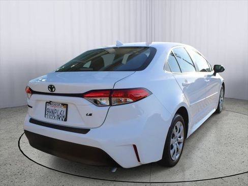 Certified 2023 Toyota Corolla LE image 8