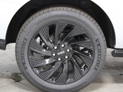 New 2026 Lincoln Navigator Reserve w/ Jet Appearance Package AWD/4WD image 12