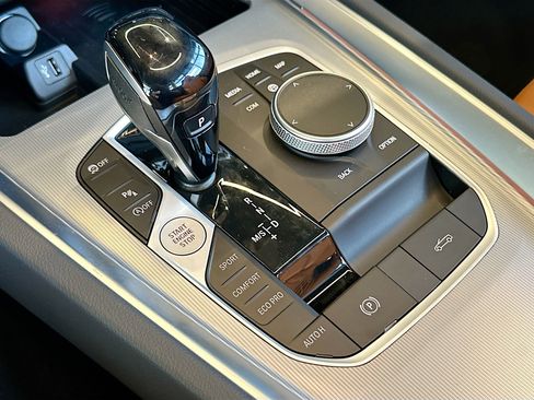 New 2026 BMW Z4 sDrive30i w/ Convenience Package image 13