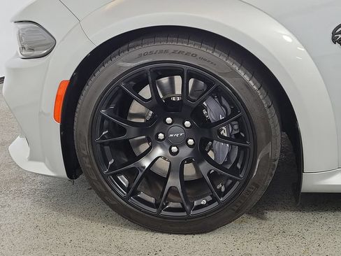 Used 2023 Dodge Charger SRT Hellcat w/ Harman/Kardon Audio Group RWD image 9