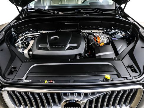 Used 2022 Volvo XC90 T8 Inscription w/ Advanced Package image 11