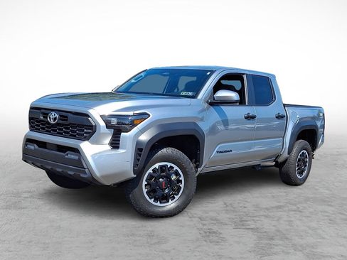 Used 2024 Toyota Tacoma TRD Off-Road AWD/4WD image 1