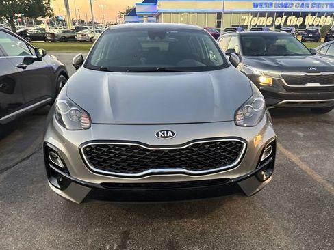 Used 2021 Kia Sportage LX w/ LX AWD Popular Package image 3