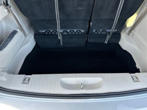 Used 2024 Chrysler Pacifica Touring-L image 10