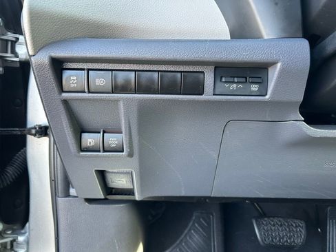 Used 2022 Toyota Sienna XLE image 14