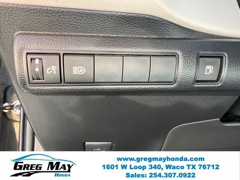 Used 2022 Toyota Corolla LE FWD image 24
