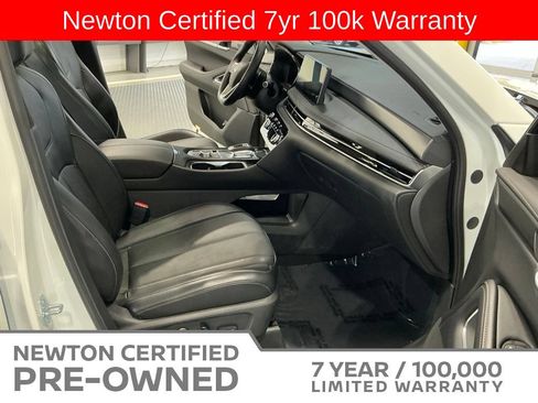Used 2025 INFINITI QX60 Luxe FWD image 17