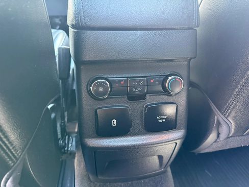 Used 2017 Ford Explorer Limited AWD/4WD image 32