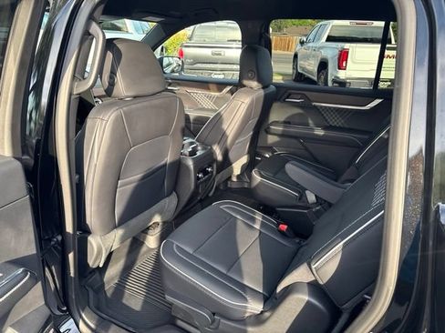 Used 2026 GMC Acadia Denali w/ Super Cruise Package AWD/4WD image 16