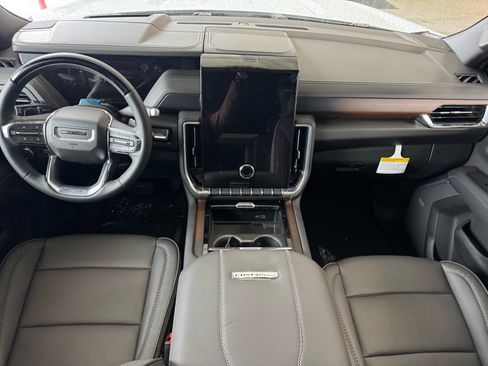 New 2026 GMC Yukon XL Denali image 17