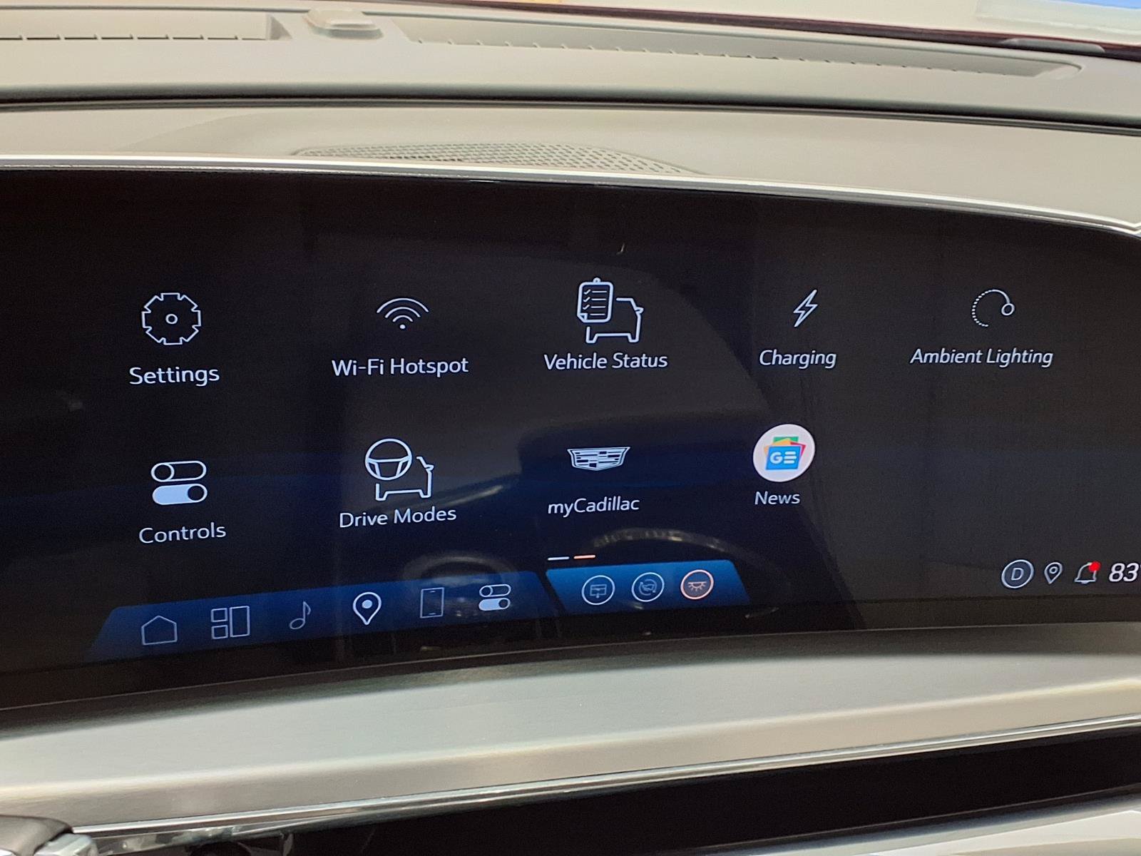 Certified 2024 Cadillac Lyriq Luxury RWD image 31