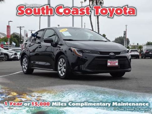Certified 2024 Toyota Corolla LE FWD image 1