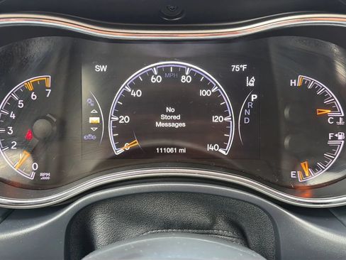 Used 2017 Jeep Grand Cherokee Summit AWD/4WD image 15