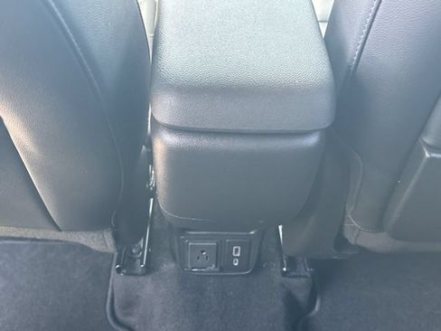 Used 2021 Chevrolet TrailBlazer ACTIV w/ Convenience Package AWD/4WD image 17