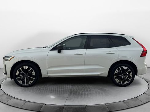 New 2026 Volvo XC60 B5 Plus w/ Protection Package Premier image 4