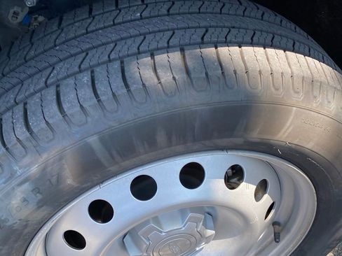 Used 2022 Ford Maverick XL FWD image 42