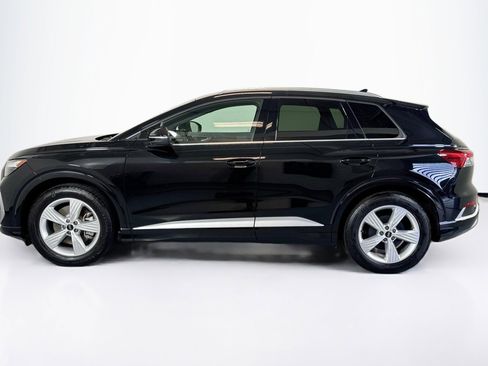 Used 2025 Audi Q4 e-tron Premium w/ Convenience Package image 8