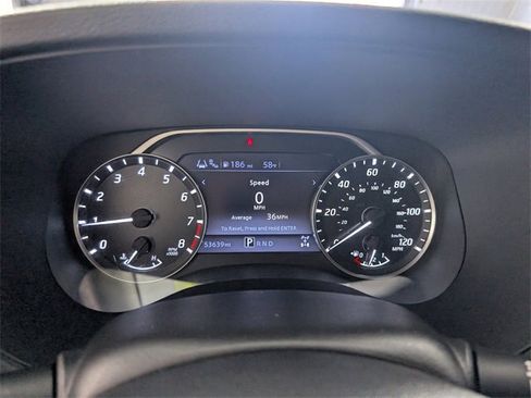 Used 2022 Nissan Frontier SV w/ Technology Package image 26