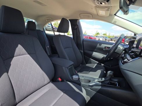 Used 2024 Toyota Corolla LE FWD image 12