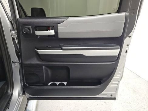 Used 2016 Toyota Tundra Limited image 33