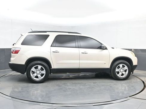 Used 2010 GMC Acadia SLE FWD image 15