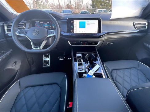 New 2026 Volkswagen Atlas Cross Sport SEL Premium R-Line image 12