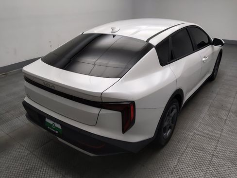 Used 2025 Kia K4 FWD image 9