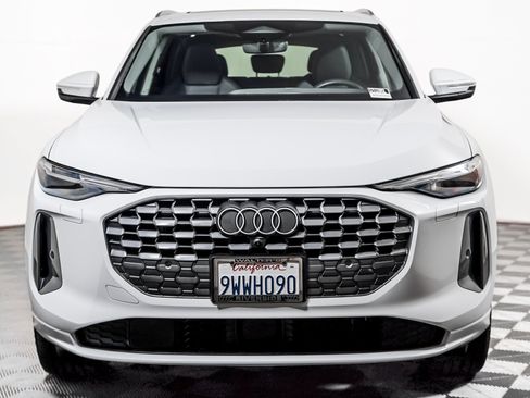 Used 2025 Audi Q5 Premium AWD/4WD image 8
