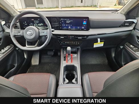 New 2026 Nissan Kicks SR FWD image 18