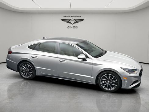 Used 2020 Hyundai Sonata Limited image 18