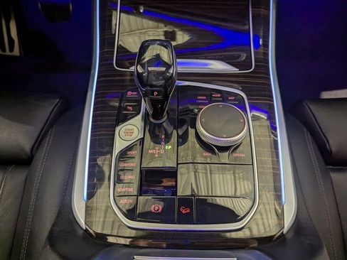 Used 2021 BMW X5 xDrive40i w/ M Sport Package image 40