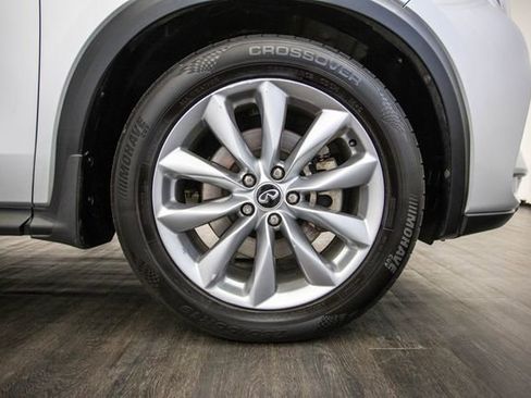 Used 2019 INFINITI QX50 Luxe w/ Navigation Package image 43