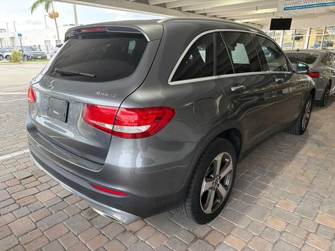 Used 2018 Mercedes-Benz GLC 300 4MATIC w/ Premium Package image 5