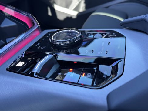 Used 2026 BMW X3 xDrive30 w/ M Sport Package image 26