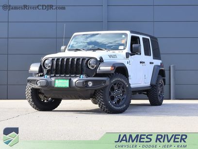 Used 2023 Jeep Wrangler Unlimited w/ Cold Weather Group