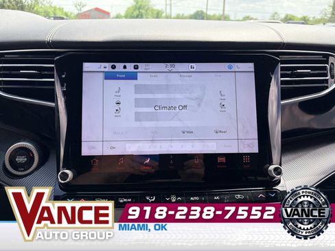 Used 2022 Jeep Grand Wagoneer Series II AWD/4WD image 27