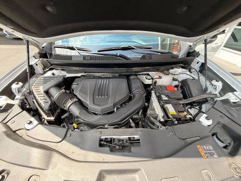 Used 2025 GMC Acadia Elevation w/ Elevation Premium Package AWD/4WD image 46