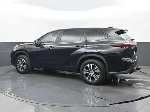 Used 2026 Toyota Highlander XLE AWD/4WD image 6