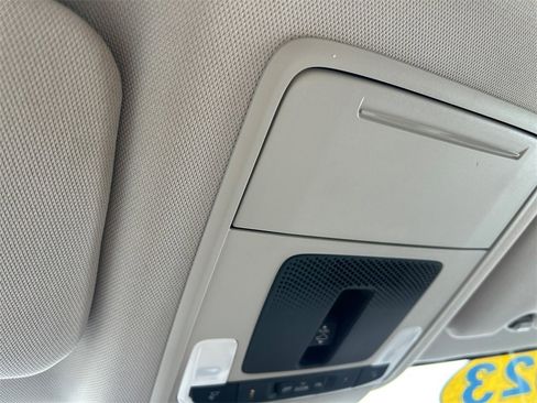 Used 2023 Honda CR-V EX-L image 25