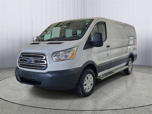Certified 2018 Ford Transit 250 130 Low Roof w/ Exterior Upgrade Package image 4
