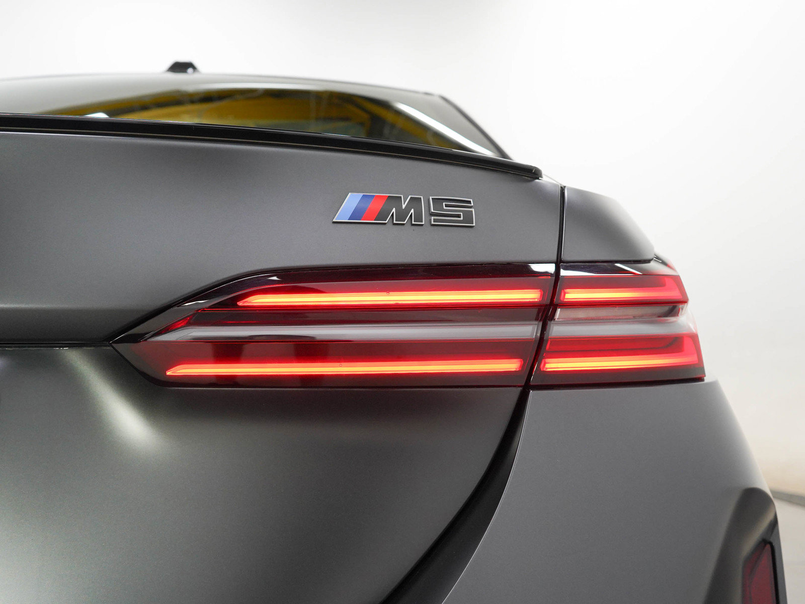 Used 2026 BMW M5 AWD/4WD image 11