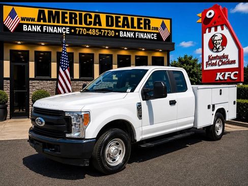 Used 2017 Ford F250 XL RWD image 6