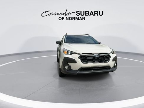 Used 2026 Subaru Crosstrek 2.5i Premium AWD/4WD image 3